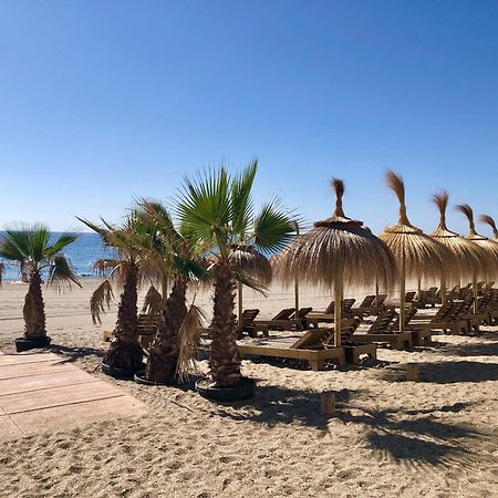 La Cala Beach Home - Beachfront Few Steps Away From Sandy Beach 卡拉德米哈斯 外观 照片