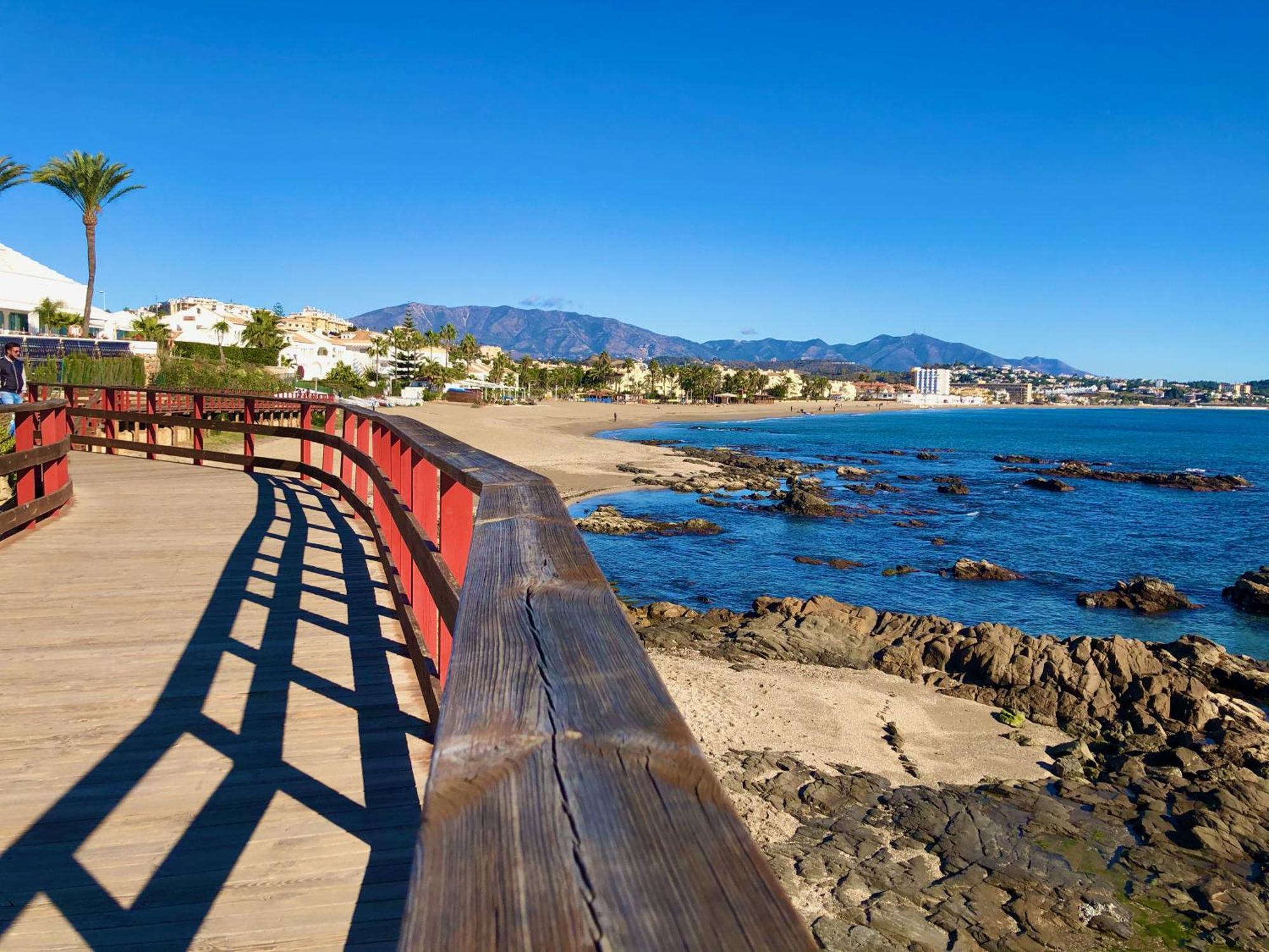 La Cala Beach Home - Beachfront Few Steps Away From Sandy Beach 卡拉德米哈斯 外观 照片